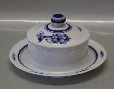 Bing & Grondahl  Jubilee Service 196 Small covered butter box 0.25 kg (582) 10 x 18 cm