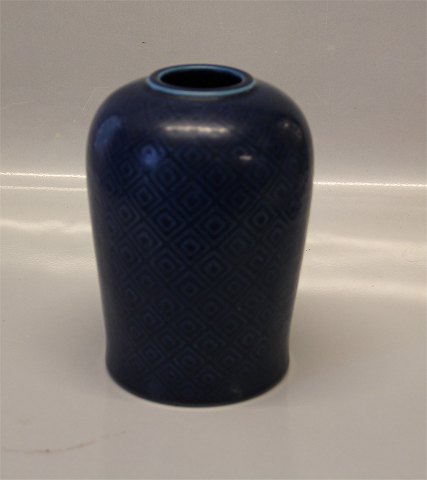Aluminia kunstfajance 2634 Marselis Mørkeblå Vase, med små firkanter 18 x 12 cm Nils Thorson, 1953
