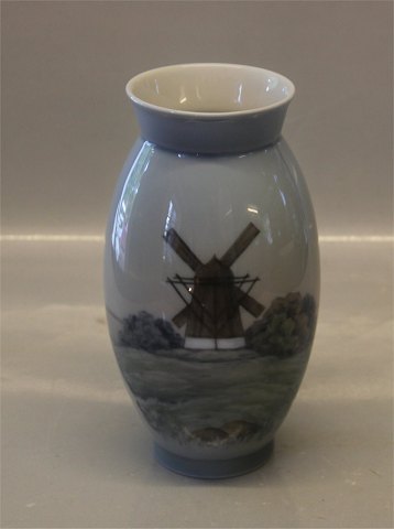 B&G Porcelain B&G 8682-420 (695-5420) Vase Windmill 19 cm