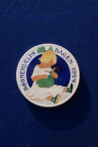 Children's Help Day's plate 1924