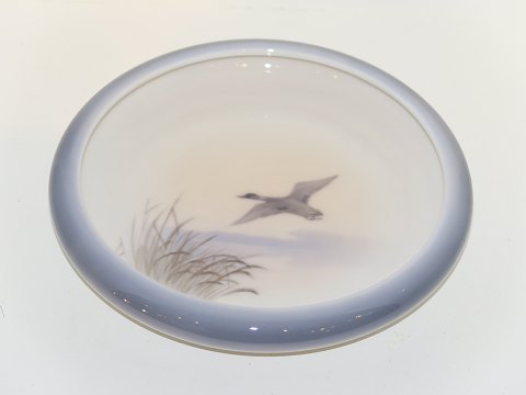Royal Copenhagen
Rund skål med buet kant - flyvende and fra 1923-1928