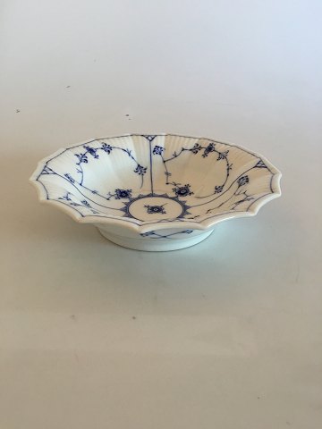 Royal Copenhagen Musselmalet Riflet Kantet Skål No. 142