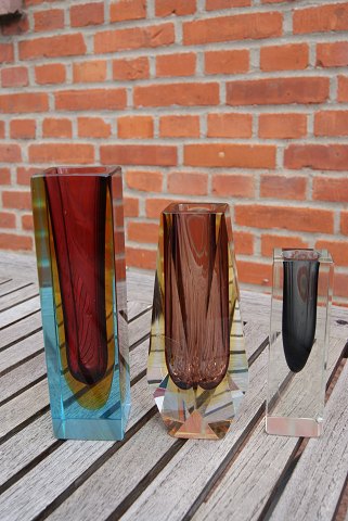 Kunstglas. 3 vaser