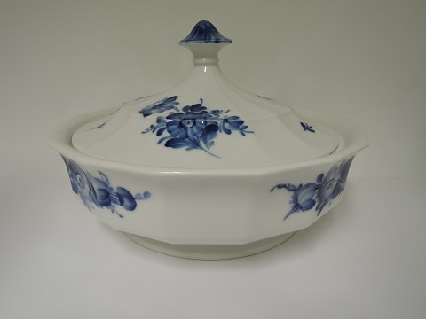 Royal CopenhagenBlue flowerVegetable dish# 8535