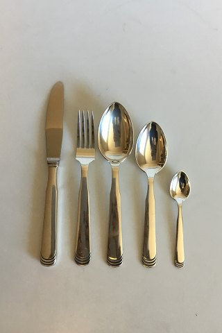 Hans Hansen Arvesølv No 15 Sterling Sølv Bestiksæt til 12 personer, 60 dele