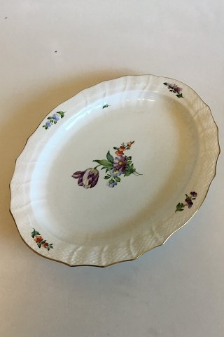 Royal Copenhagen Light Saxon Flower Oval Dish No. 1557