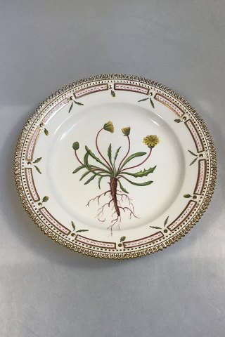 Royal Copenhagen Flora Danica Lunch Plate No 20/3550.