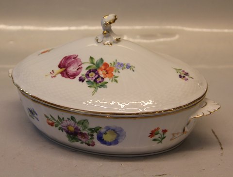 493-1702 Small lidded vegetable bowl 18 x 24 cm  - lid perfect Royal Copenhagen Saxon Flower