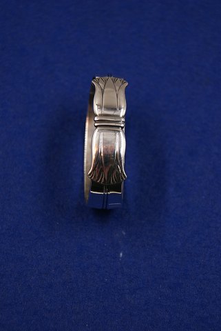 item no: s-Lotus servietring.SOLD