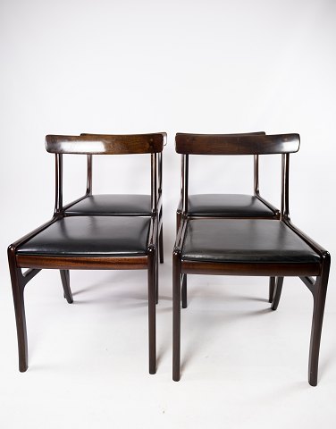 A pair of "Rungstedlund" dining chairs - Mahogany - Black Leather - Ole Wanscher 
- P. Jeppesen
