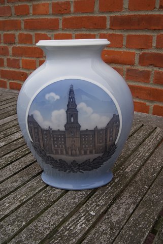 Bestellnummer: po-Kgl. oval vase 3355