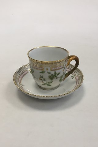 Royal Copenhagen Flora Danica Kaffekop og Underkop No 20/3597