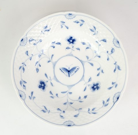 Bing & Grondahl, large deep plate, no. 22