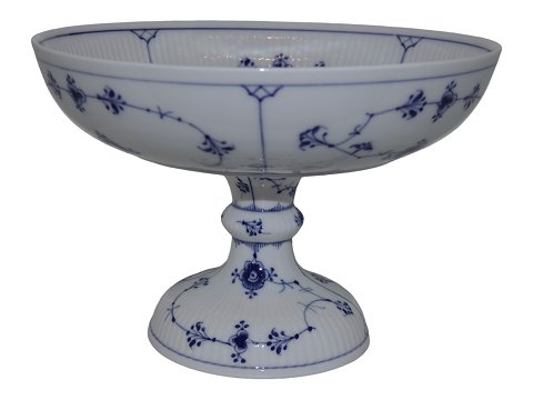 Blue Fluted Plain
Cake bowl