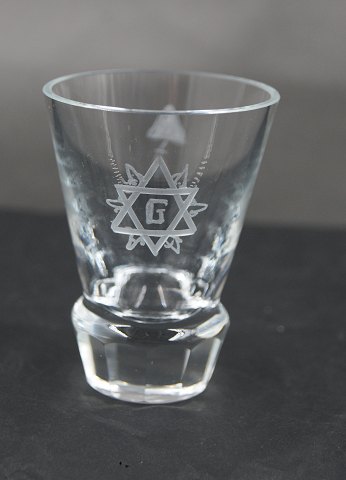 Danish freemason glasses, schnapps glasses engraved with freemason symbols, on an edge-cutted foot