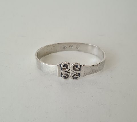 Napkin ring in silver