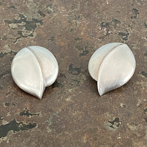 Sterling silver ear clip
