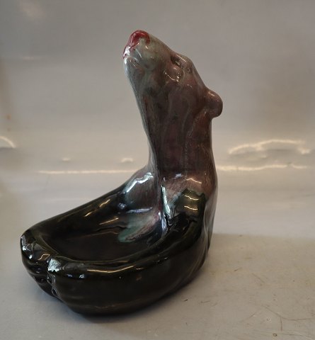 MA.S Majolika Bjørneskål  16.5 x 14 cm  Grønlig og  rødlig lustra flydeglasur Bornholmsk Keramik