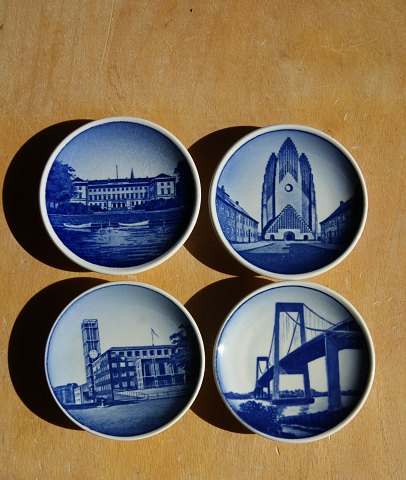 Plaques or mini plates from Royal Cph. & Aluminia, with motifs from Denmark.