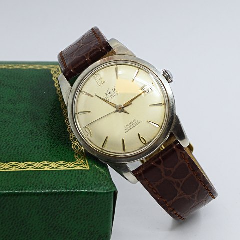 Ausi; Wristwatch in steel