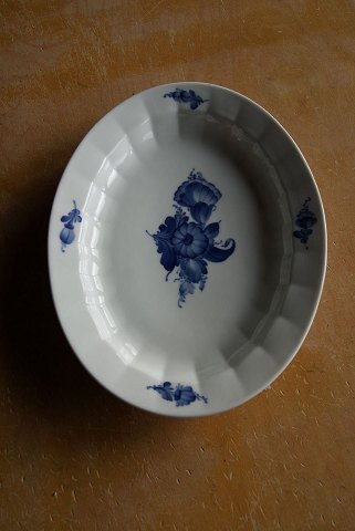 Bestellnummer: po-Kantet ovalt fad 8538