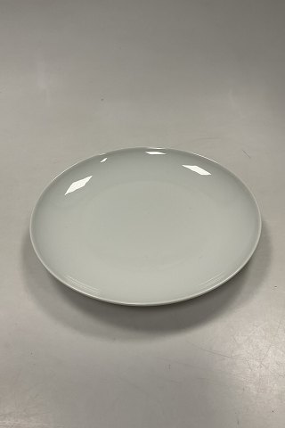 Bing and Grondahl Dinner Plate in White without decoration No. 325