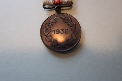 For samleren: 
Risskov Roklub - Klubmester - 1938
Med bånd, nål  og emblem
God stand