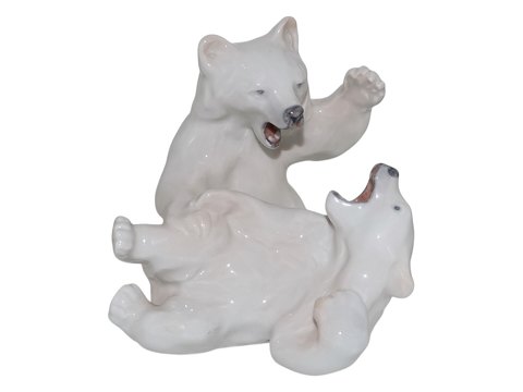 Royal Copenhagen Figurine
Two polar bears fighting