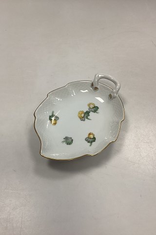 Bing and Grøndahl Eranthis Small Leaf-shaped Dish No. 198