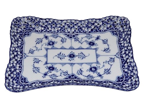 Blue Fluted Full Lace
Double Lace tray