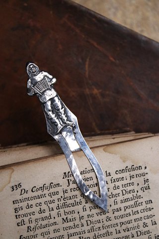 Old bookmark in silver (stamped Chr. J. 830S) Length 8.7cm. with motif of a 
sailor playing the accordion.