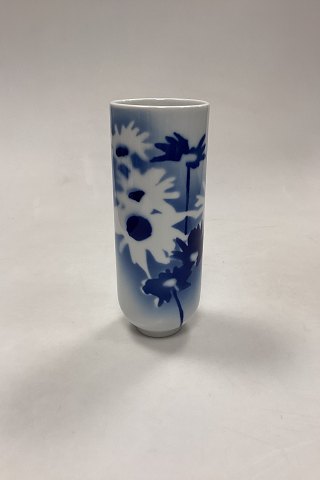 Royal Copenhagen Vase No. 477