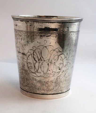 Large silver goblet. Silver master unknown. Engraving from 1756. Height 11 cm. 
Diameter 10 cm.