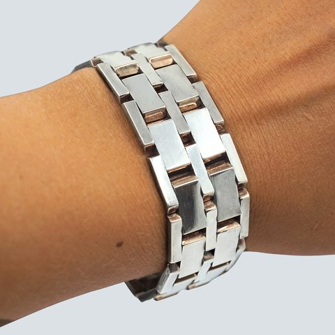 Anton Michelsen; A silver bracelet