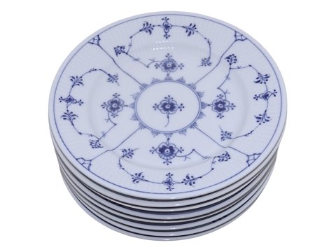 Blue Fluted Plain
Salad plate 19.2 cm. #179