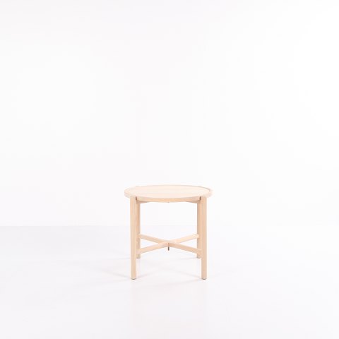 Bakkebord / Sidebord – Hans J. Wegner – PP35/62 – sæbebehandlet Ask
Flot stand
