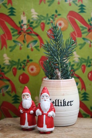 Gammel julemand i bemalet biskuit 
(mat porcelæn)