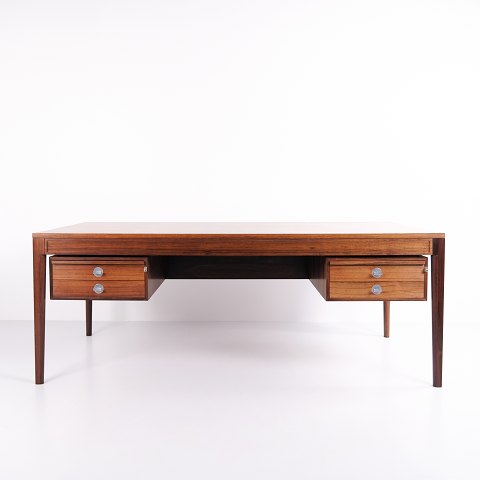 Finn Juhl – Diplomat skrivebord – France & Søn – Palisander – Ca. 1961Flot stand
