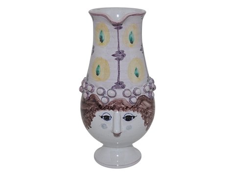 Art pottery figurines