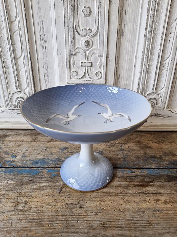B&G Seagull set with gold bowl on foot 1915-48