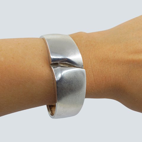 Lapponia, Björn Weckström; Bangle in sterling silver