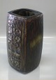 Kongelig Dansk Stentøj21923 Kgl. Firkantet Vase med relief 24 x 11 cm Jørgen Mogensen juni 1962