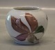 Bing & Grøndahl B&G 1442-70 Art Nouveau Vase med efterårs blad 7 x 9 cm Signeret G - for Fanny Gaarde ?
