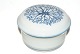 Mistletoe, Bowl with lid Desiree.
Measures 10.5 x 7 cm.