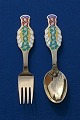 Michelsen set Christmas spoon and fork 
1996 of Danish gilt sterling silver for a reduced 

price