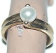 Gold ring with pearl, 8 Carat
Size: 54