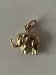 Elefant Charms / Vedhæng i 14 karat guld 
Højde 19,10 mm