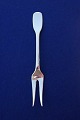 Susanne Danish sterling silver flatware by Hans 
Hansen, meat forks 20cm