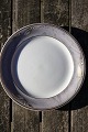 Magnolia Grey Danish porcelain, dinner plates 
25cm.