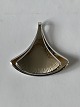 Neck pendant in sterling silver
Design. HE Palmberg
Length with eaves. 5.9 cm